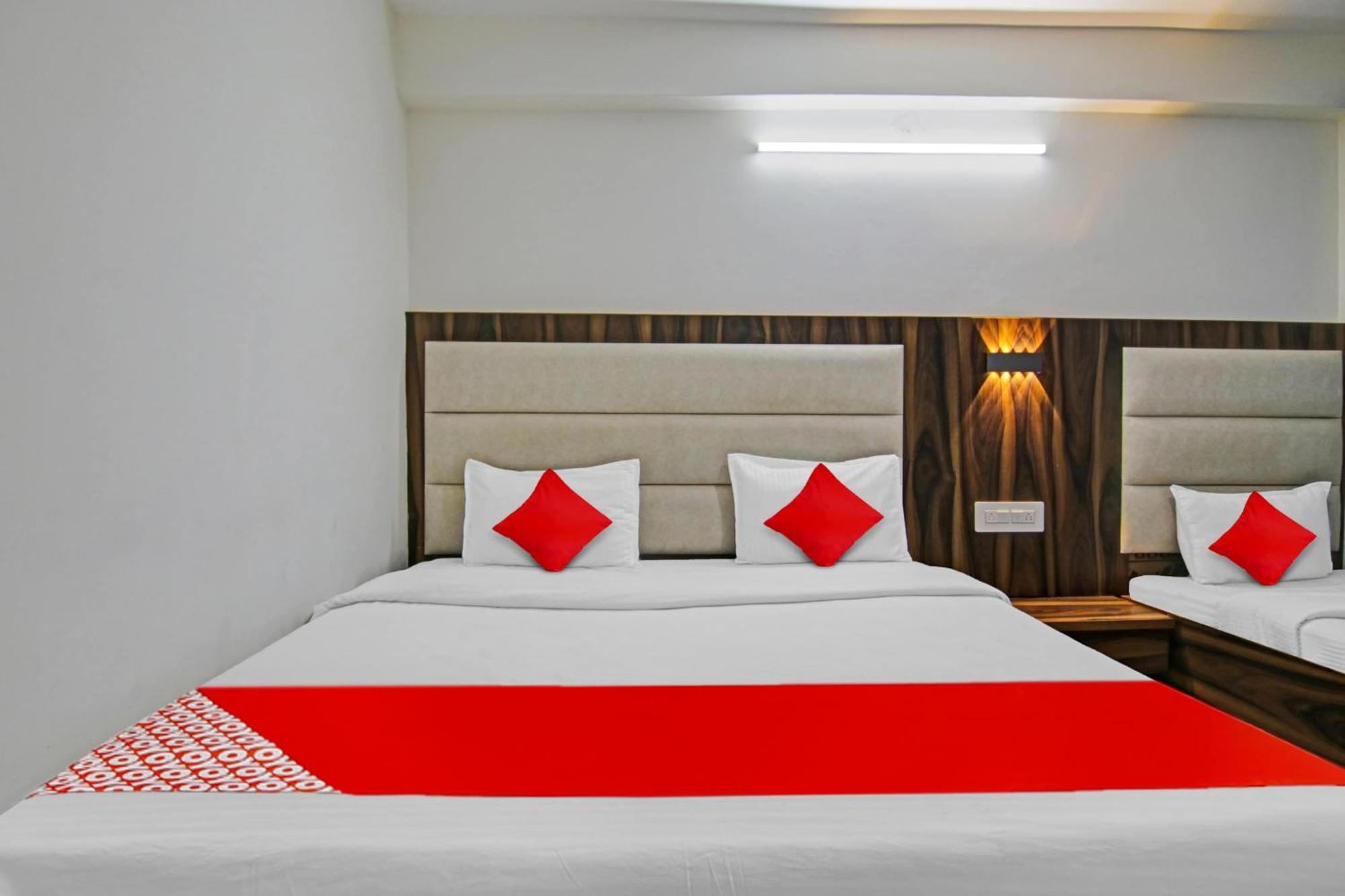 Hotel O Alfa Manāli Exteriér fotografie